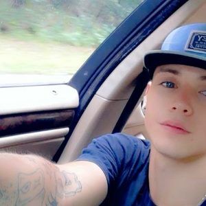 Meet your Posher, Lee